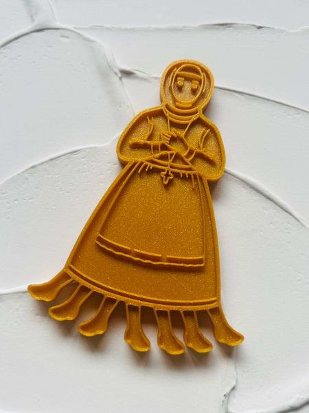 Kyra Sarakosti Cutter - madamsousouevents 